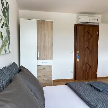 Lux Residence, A/C, Vip Parking, City View Banská Bystrica Exterior foto