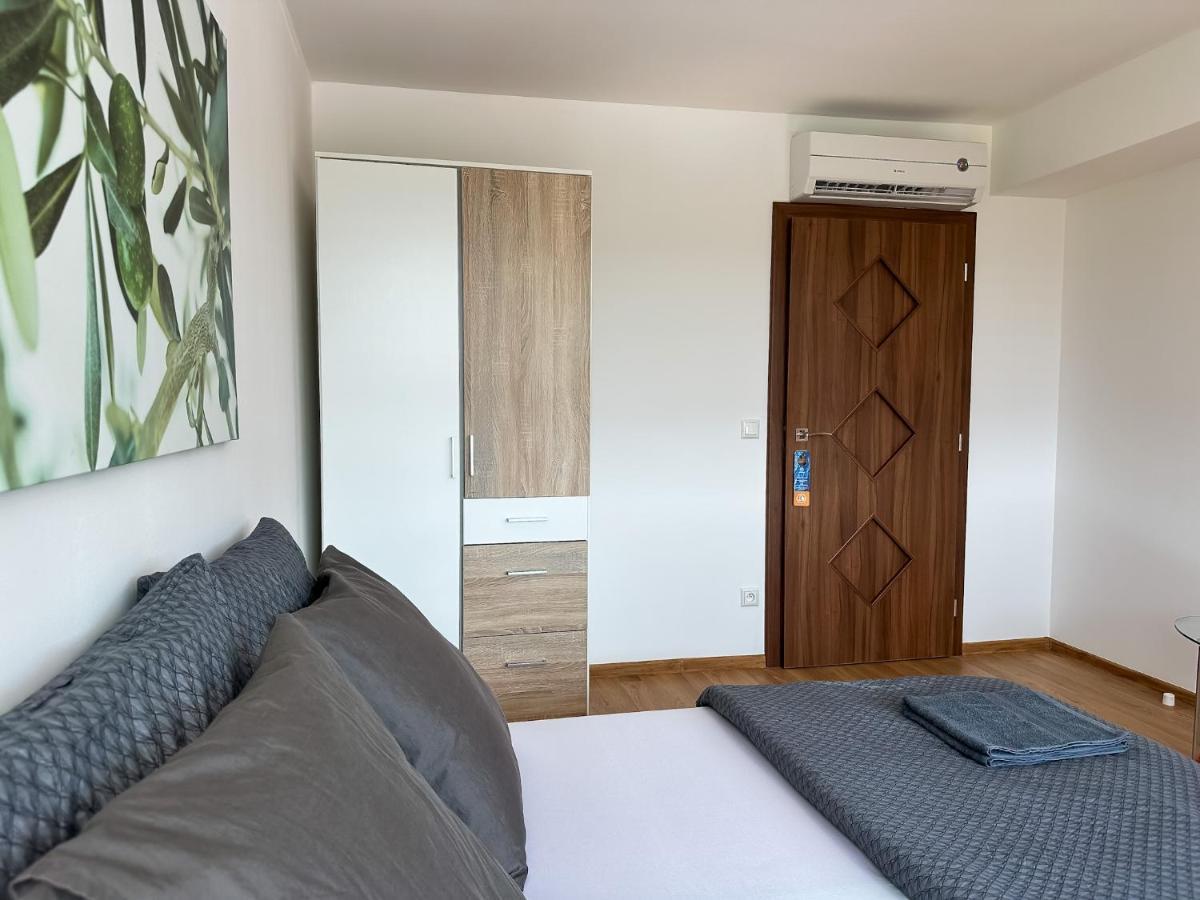 Lux Residence, A/c, Vip Parking, View Apartment Banska Bystrica