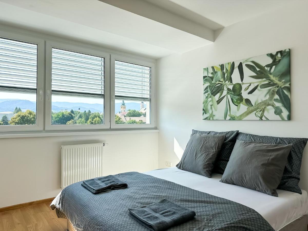 Lux Residence, A/c, Vip Parking, View